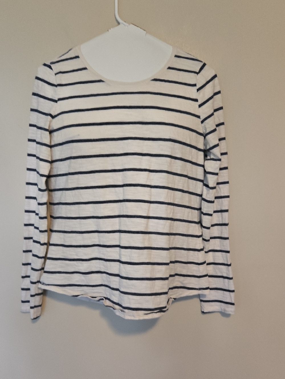 Sonoma Creme Long-Sleeve Crewneck with Navy Stripes